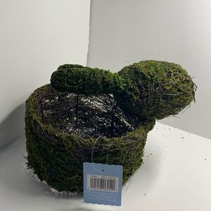Ashland Moss Bunny Basket for your Easter Decorationing